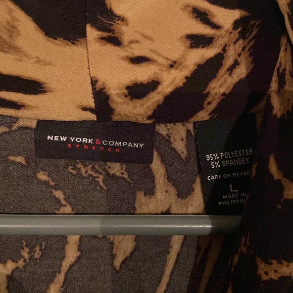 New York & Company leopard animal print top - Picture 4 of 5